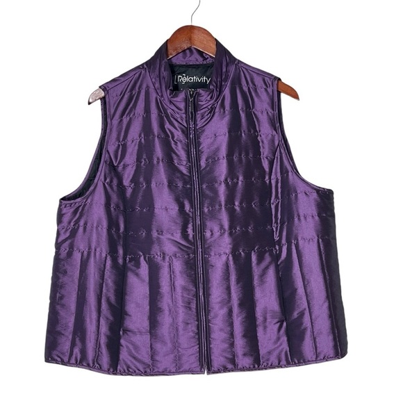 RELATIVITY Quilted Iridescent Purple Puffer Vest Front Zip Women's Size 2X - Picture 9 of 16